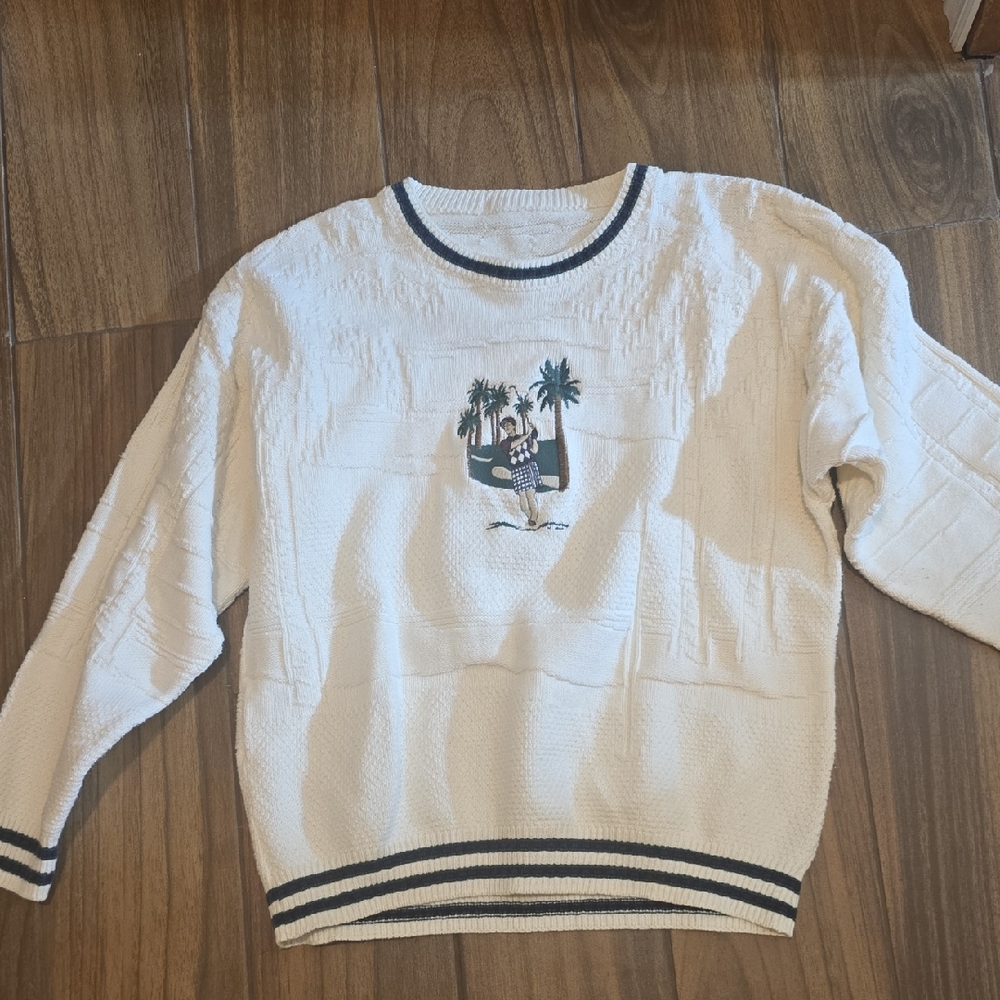 Golf White Sweater with Palm Tree Embroidery P2p 22 Box C